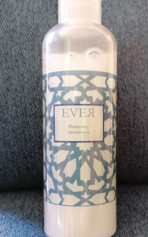Shampoing  "cheveux secs" 200ml